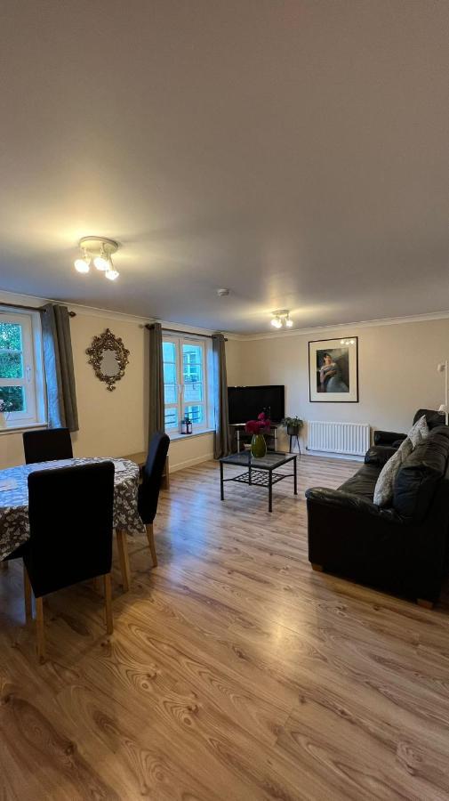 Edinburgh City Centre - Powderhall Modern Spacious 2 Bedroom Apartment With Free Parking Esterno foto